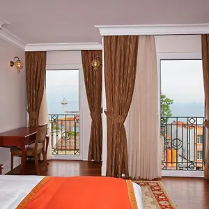 Aren 3*, Estambul Turquía